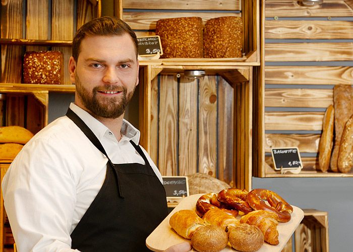 Frische backwaren, Brot und Brötchen im Kiosk und Shop im Bistro-Café Antoniushöhe in Wiesbaden